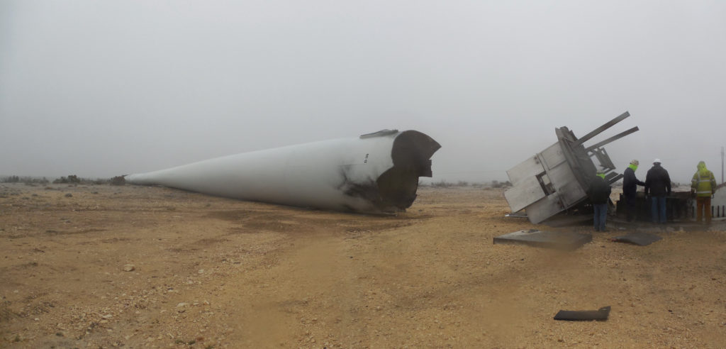 Clipper Wind Turbine Demolition